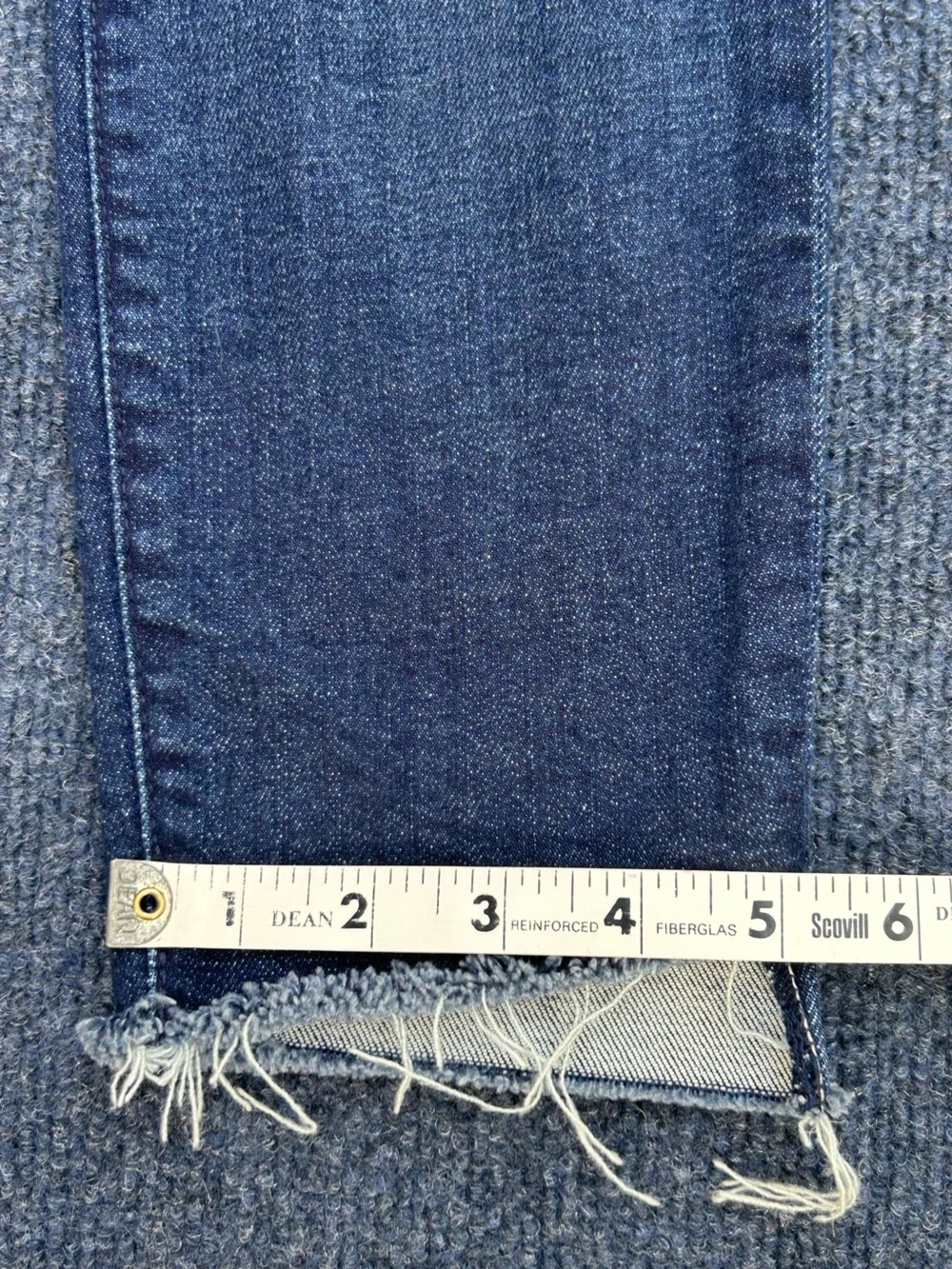 MOTHER The Looker Ankle Step Fray in Bombay Lost and Found Dark Wash 26